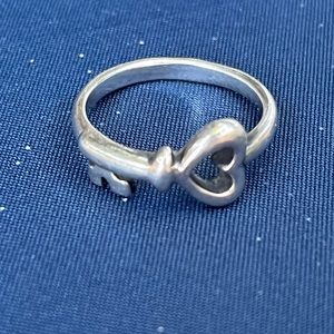 James Avery The Hearts Key Ring